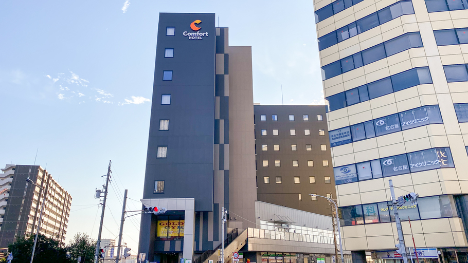 ① コンフォートホテル名古屋金山