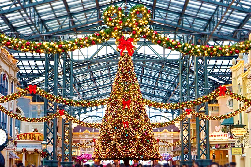ディズニークリスマス2025完全ガイド！チケット・混雑予想・ショー