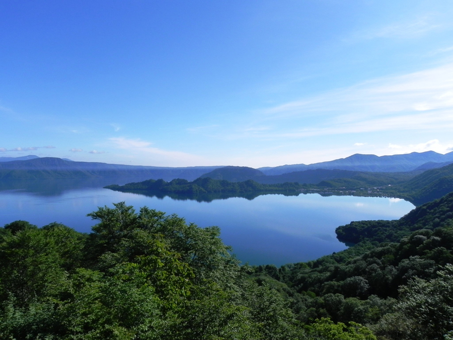 十和田湖の朝霧