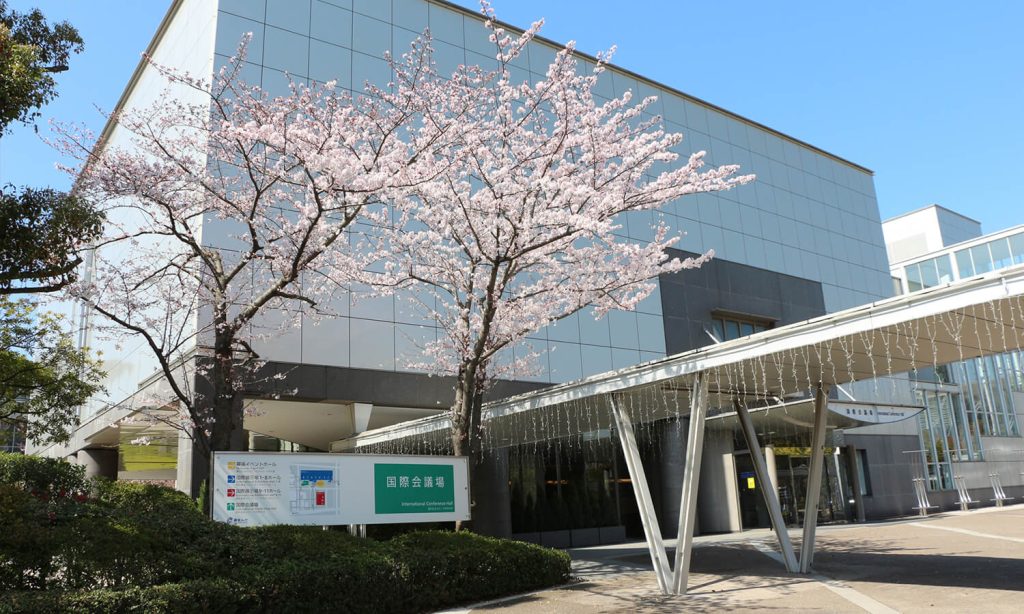 幕張メッセ国際展示場 外装